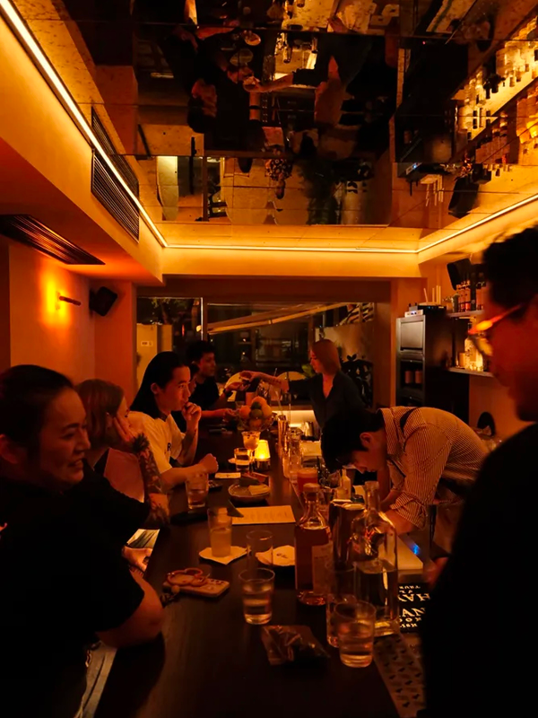 Authentic Shanghai Nightlife Experience: Secret Bars & Traditional Chinese Divination