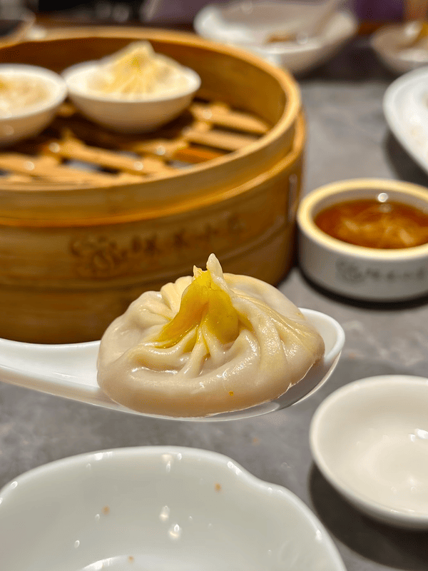 Shanghai Foodie Tour: Discover the Flavors of the City Like a Local