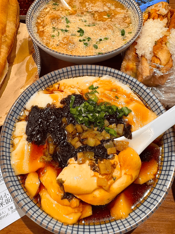 Hangzhou Foodie Tour: Wet Market Bites & Local Street Food