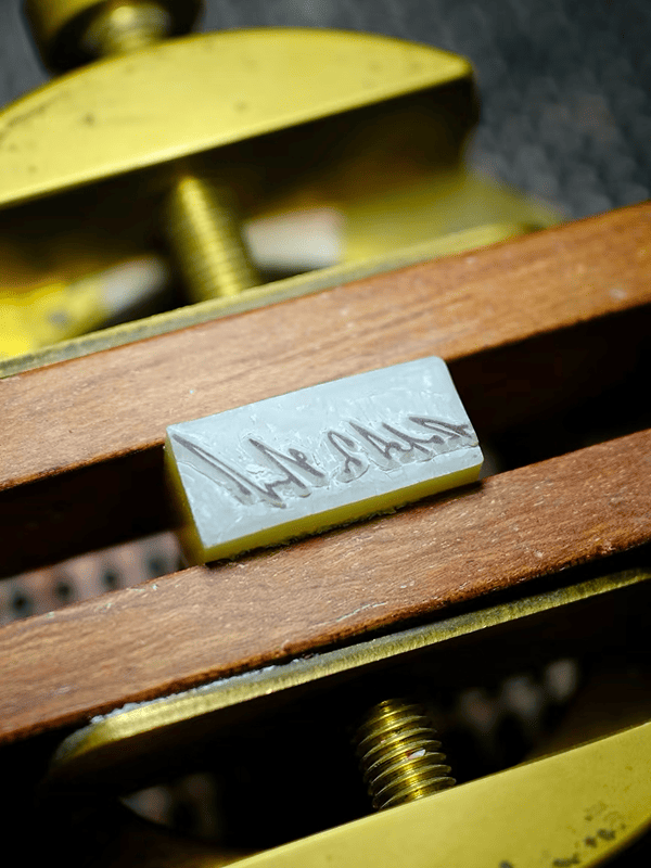 Zhujiajiao Blessing Experience: Temple Rituals, Paper Cutting & Jade Name Carving