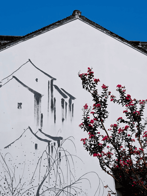 Zhujiajiao Blessing Experience: Temple Rituals, Paper Cutting & Jade Name Carving